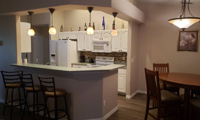 Bay Crest Villa House | Spacious 3 bedroom 2 bath home in quiet neighborhood