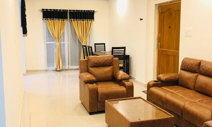 Hyderabad Apartment | Spacious 3-bedroom apartment with WiFi, AC in delightful Hyderabad by GRV Group.