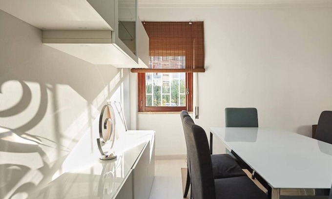 Algueirao - Mem Martins Apartment | Spacious 3 bedroom apartment Algueirão Mem Martins - Sintra