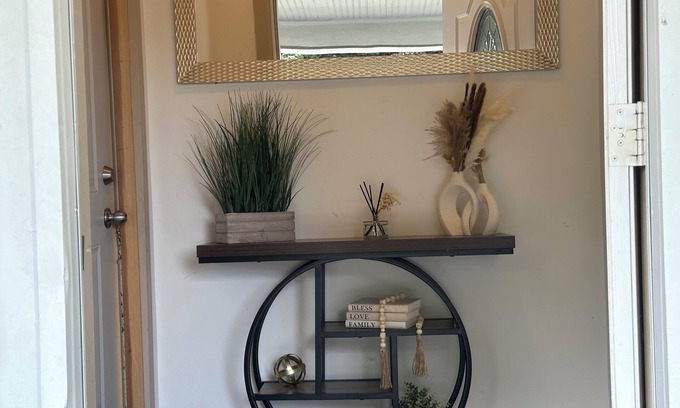 Cicero Apartment | Spacious 3-bedroom apartment with WiFi, AC in safe area in Cicero IL.