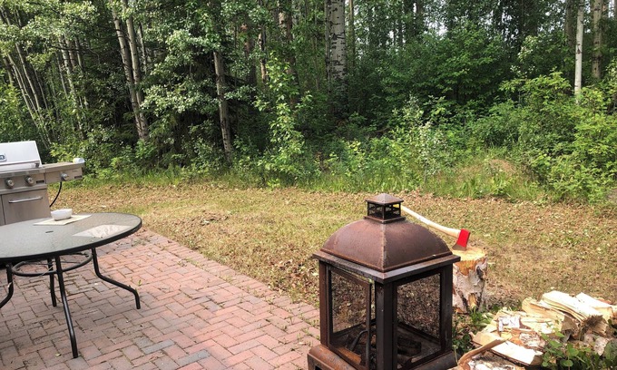 Rainbow Lake Apartment | Spacious 3-bedroom apartment with AC, WiFi in lovely Rainbow Lake