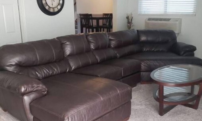 Thornton House | Spacious 3 BR Residential Home Near Downtown Denver & Boulder