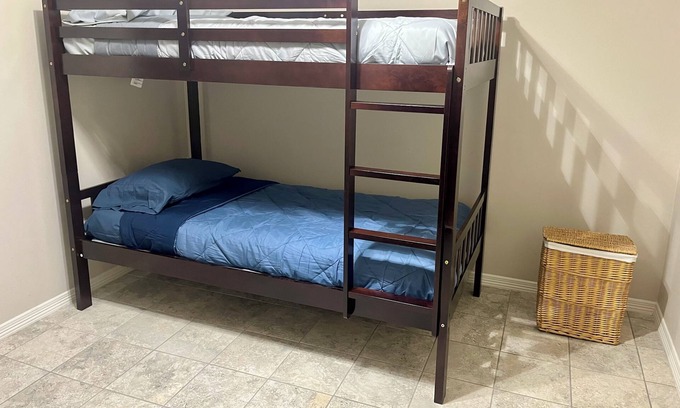 McAllen House | Spacious 3BR/2BA Home – Near Airport & La Plaza Mall, Perfect for Families!