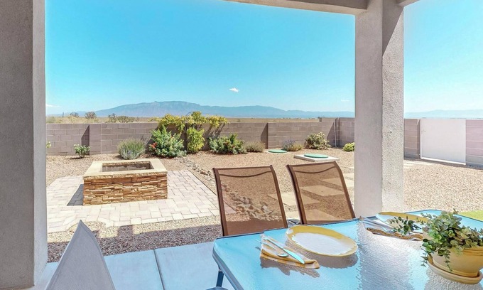 Rio Rancho House | Spacious 3BR 2BA with Mountain Views. Garage included.