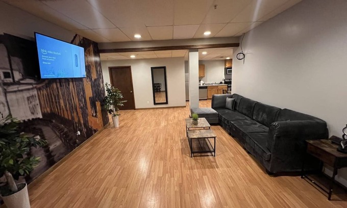 Morgantown Apartment | Spacious 3BR/3BA | Downtown Morgantown | Near WVU