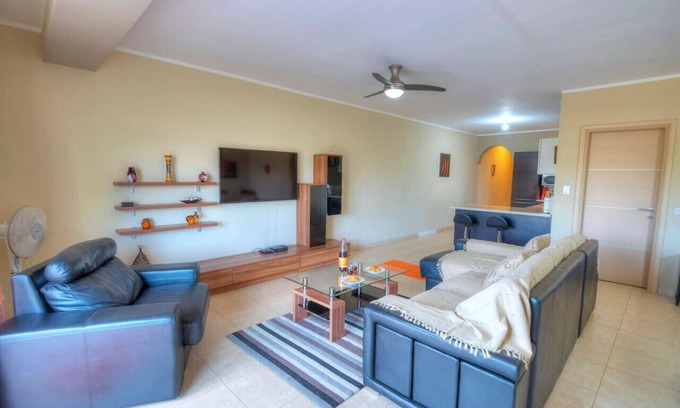 Qala Apartment | Spacious 3BR Apt, perfect for Families & Friends!