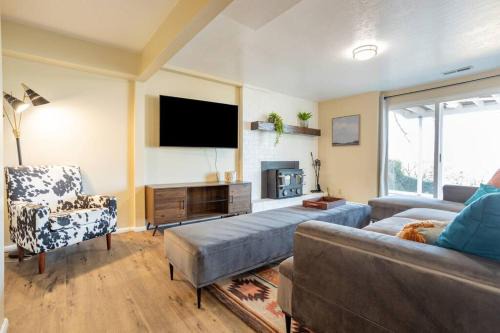 North Salt Lake Apartment | Spacious 3BR Basement Apt near Airport, Work, Ski