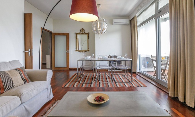 Ramalde Apartment | Spacious 3BR Flat w/ AC & Balcony by LovelyStay