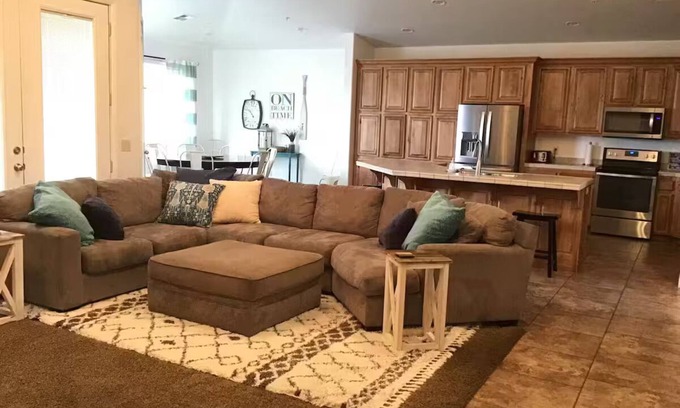 St. George Condo | Spacious 4-bedroom condo in charming St. George with WiFi, AC