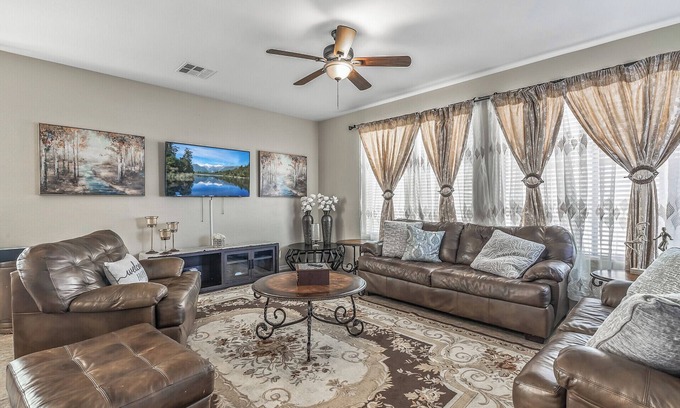 Surprise House | Spacious 4-bedroom house in delightful Surprise with WiFi, AC close to downtown