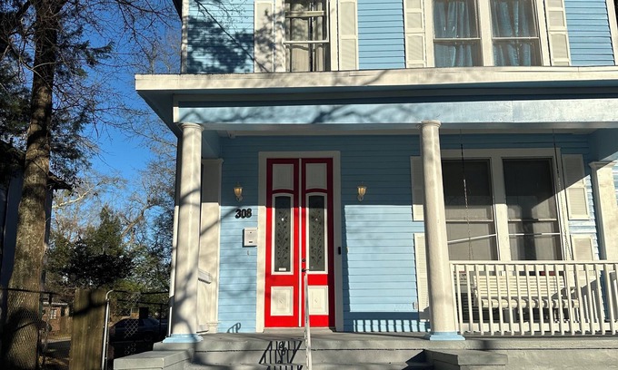 Mobile House | Spacious 4-bedroom house in delightful Mobile with WiFi, AC