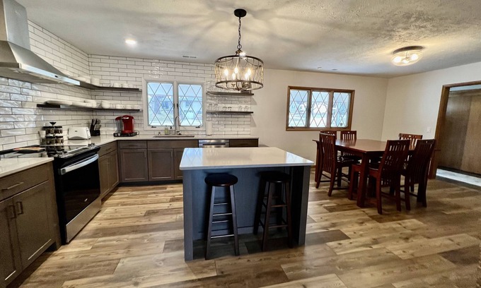 South Central Omaha House | Spacious 4-bedroom house and centrally located in Omaha