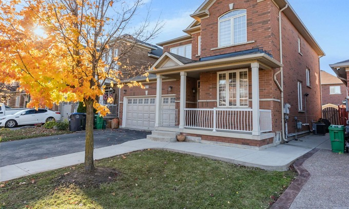 Caledon House | Spacious 4-Bedroom Retreat in Brampton