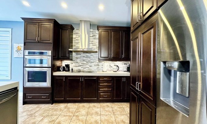Brampton Apartment | Spacious 4-Bedroom Retreat