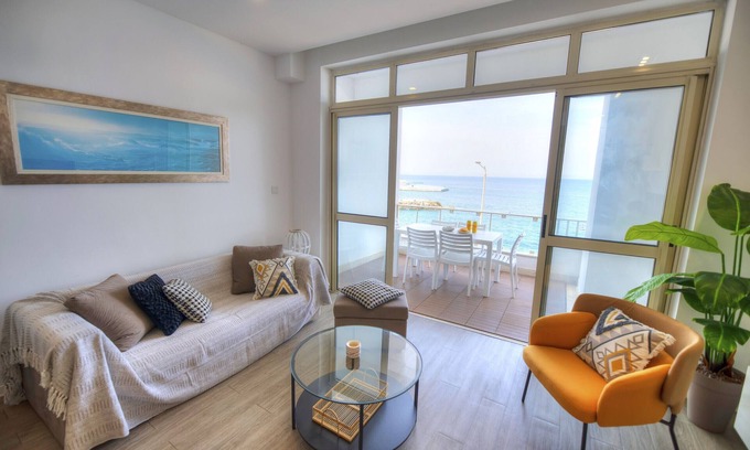 Sliema Apartment | Spacious 4 bedrooms with sea view balcony GOSLM-3