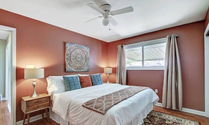 Beech Grove House | Spacious 4BR Near Convention Center!