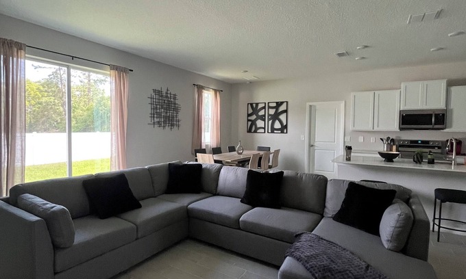 Ocala House | Spacious 4BR Smart Home in Quiet Ocala Neighborhood