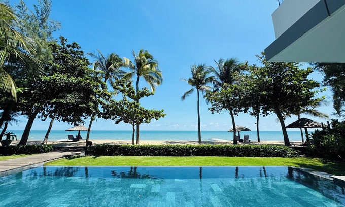 Phuoc Thuan Villa | Spacious 5-Bedrooms BEACHFRONT Villa 1000m2 in Sanctuary Ho Tram Resort VIETNAM