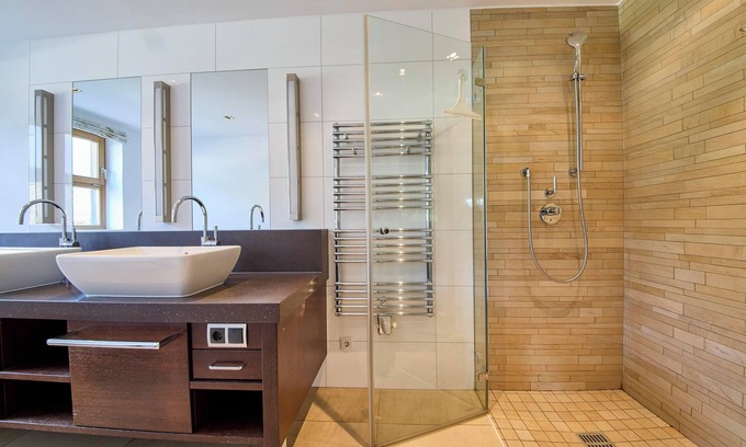 Maishofen Apartment | Spacious 5-bedroom apartment with fitness room, WiFi in wonderful Maishofen