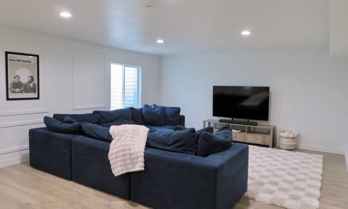 Spanish Fork House | Spacious 5-bedroom house in tranquil Spanish Fork with WiFi, AC