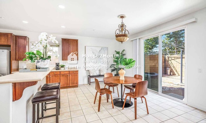 Southridge Village House | Spacious 5bd/3bth with Swing&Yard&Study - Ideal for Travelers