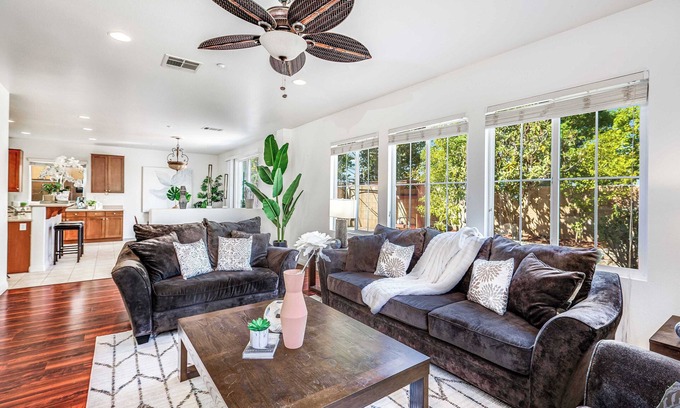 Southridge Village House | Spacious 5BR Home with Stunning Views in Fontana, Garage & Washer/Dryer #41210