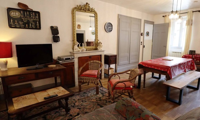 Areches Apartment | Spacious 6-Person Apartment with Southern Balcony in Beaufort Village