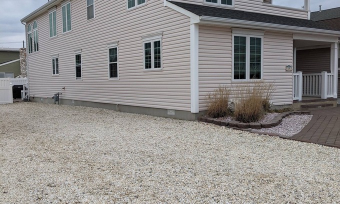 Lavallette House | Spacious 8 Bedroom Beach House
