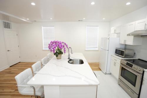 Point Breeze Apartment | Spacious and Brand New Apartment in Point Breeze - Prime Location