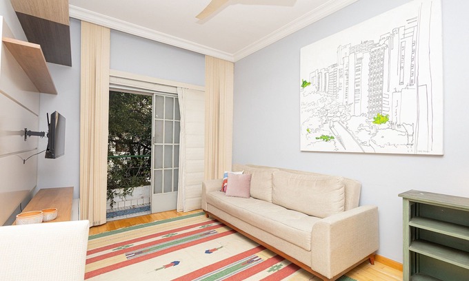 Pinheiros House | Spacious and charming 2 bedrooms in Pinheiros