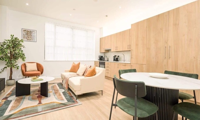 St. Johns Wood Apartment | Spacious and contemporary apartment in Marylebone