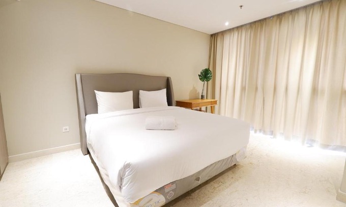 Semanggi Apartment | Spacious and Modern 2BR The Residence Ciputra World 2 Apartment near to SCBD By Travelio