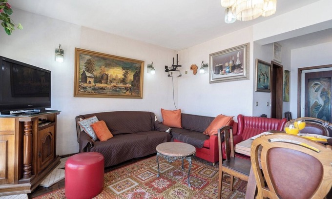 Vila do Conde Apartment | Spacious and Sunny Vintage Apartment at the Beach