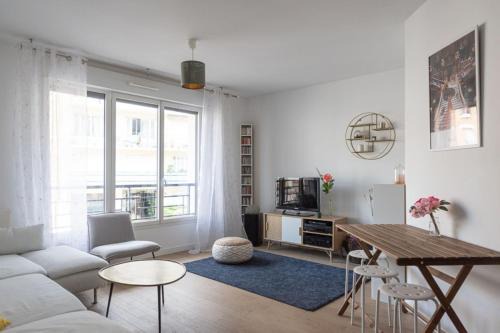 Charenton-le-Pont Apartment | Spacious apartment - close to Paris city center