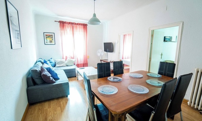 Gaztambide Apartment | Spacious apartment in Chamberí by beBalmy