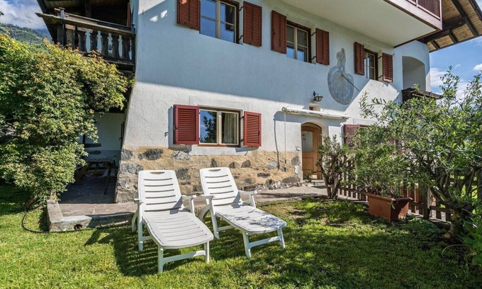Lagundo Apartment | Spacious Apartment “Lafreid Algund” near Merano with Mountain View, Wi-Fi & Garden