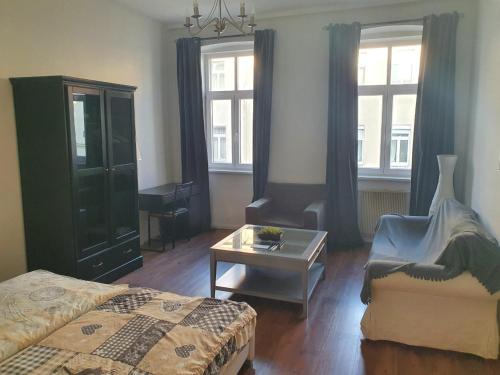 Hundsturm Apartment | Spacious Apartment near the center