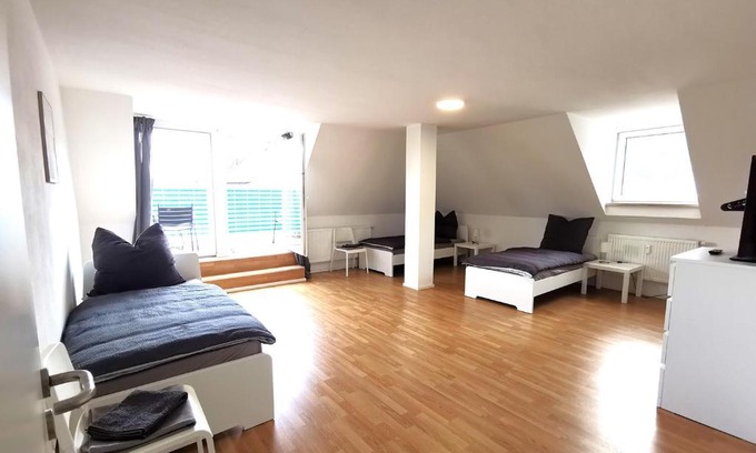 Wetzlar Apartment | Spacious Apartment with Balcony & WiFi