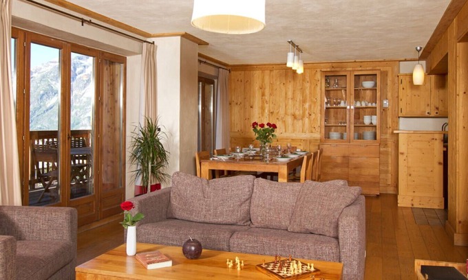 Les Deux Alpes Apartment | Spacious apt 10 pers, terrace, ski station