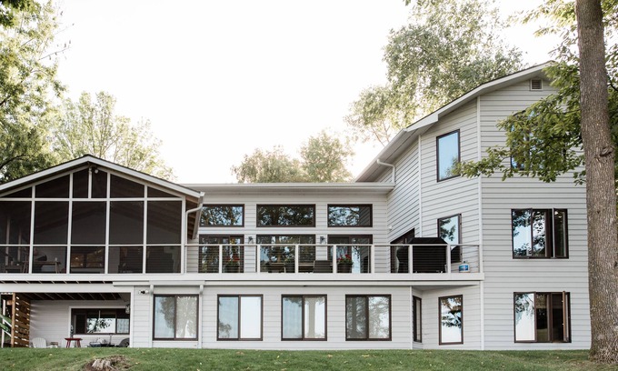 Lake Shore House | Spacious, bright & modern Gull Lake home - gentle elevation and sunsets