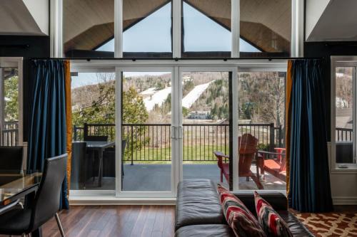 Saint-Sauveur Apartment | Spacious 3 bedroom condo Ski-in Ski-out St Sau