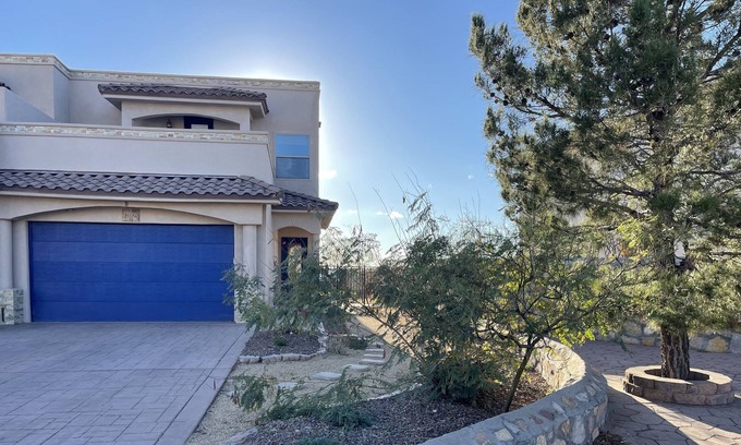 El Paso House | Spacious Canyon Oasis, 8 Guests, 3 Bedrooms, Near Sunland Park