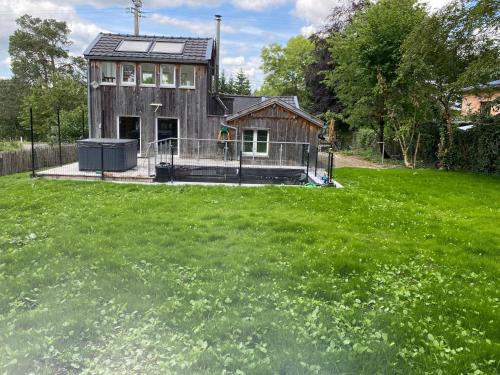 Jalhay Ski Chalet | Spacious chalet in Jalhay with jacuzzi