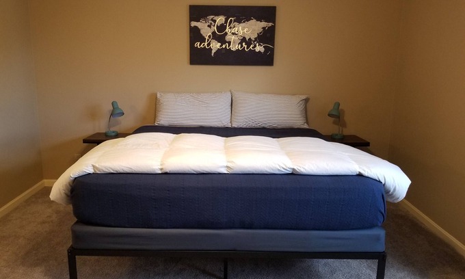 Evansville House | Spacious, clean, convenient 2 bedroom townhouse - perfect for families