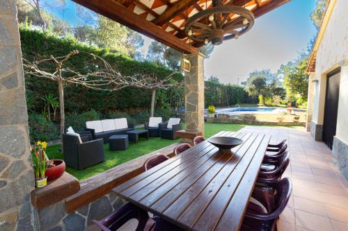 Sils Villa | Spacious Countryside Costa Brava Relax