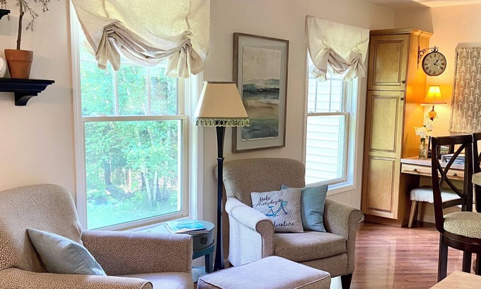 St Ignace House | Spacious, Cozy 4-bedroom house with AC in St. Ignace