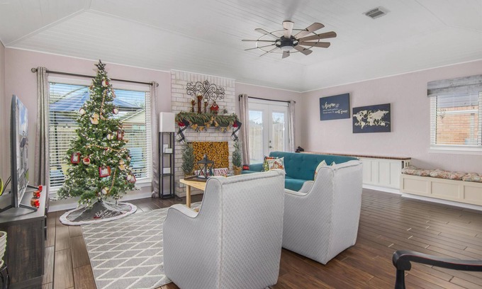 Pearland House | Spacious & cozy house near downtown Houston
