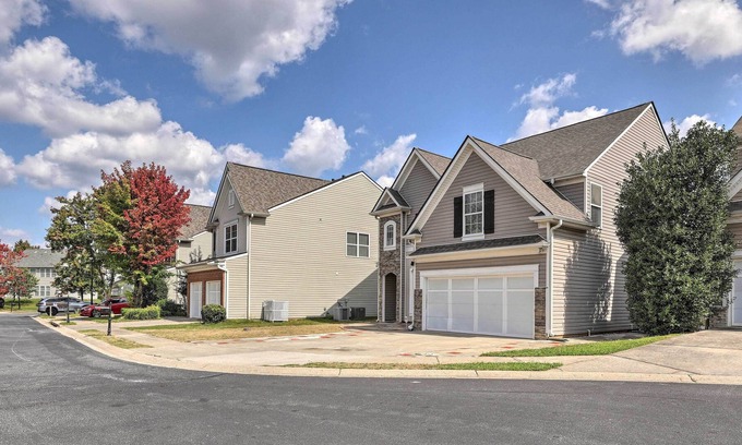 Gwinnett Place House | Spacious Duluth Retreat ~ 20 Mi to Atlanta!