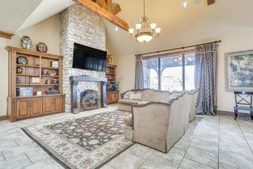Edmond House | Spacious Edmond Vacation Rental with Shared Pool!