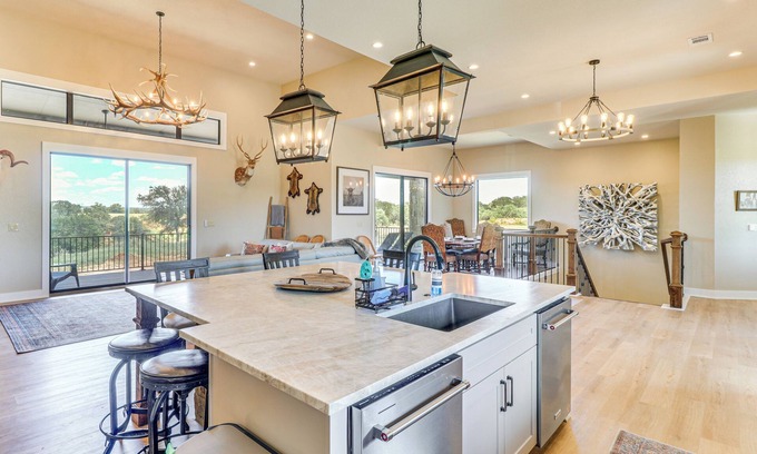 Goldthwaite House | Spacious & Elegant Goldthwaite Escape on 72 Acres!